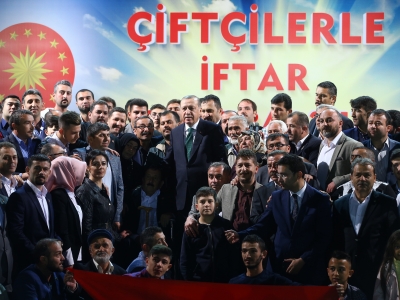 Cumhurbaşkanı Erdoğan Kahramankazanlı çiftçilerle buluştu