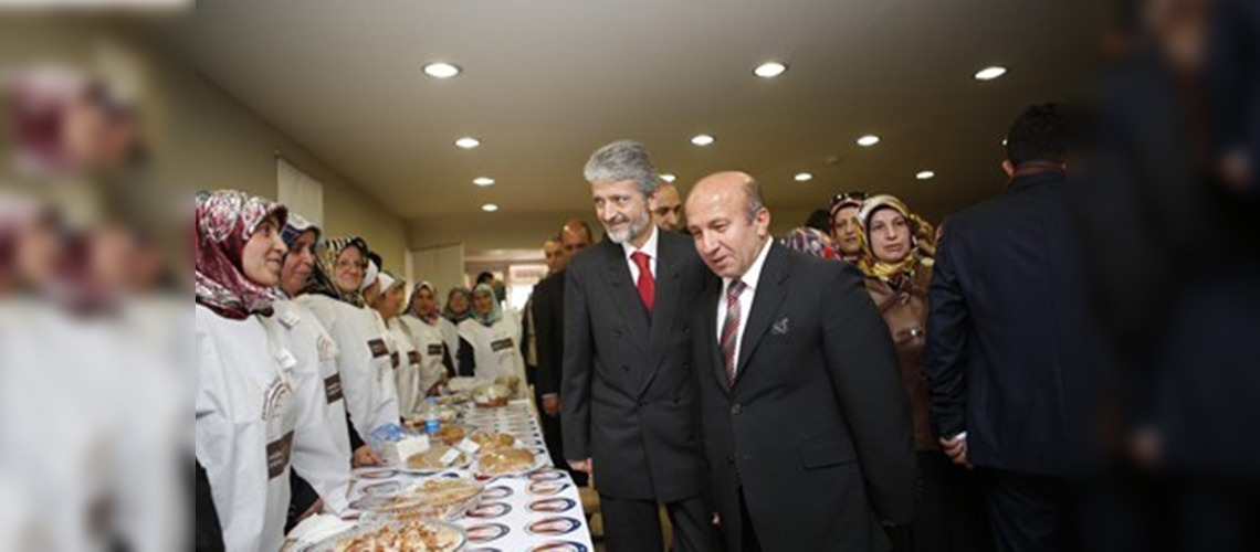 1 lokma ekmek ile nefis tatlar yemek yarışması 