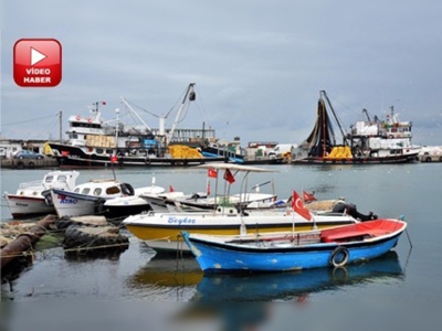 Olumsuz hava koşulları balıkçıları da etkiledi