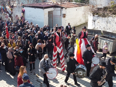 Bu festival “nergis” için