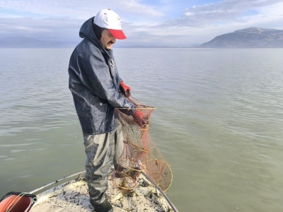 Eğirdir Gölü'nde kaçak avcılara geçit yok